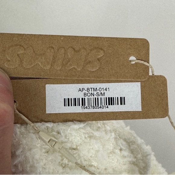 Skims shorts,used in perfect condition - Picture 3 of 3